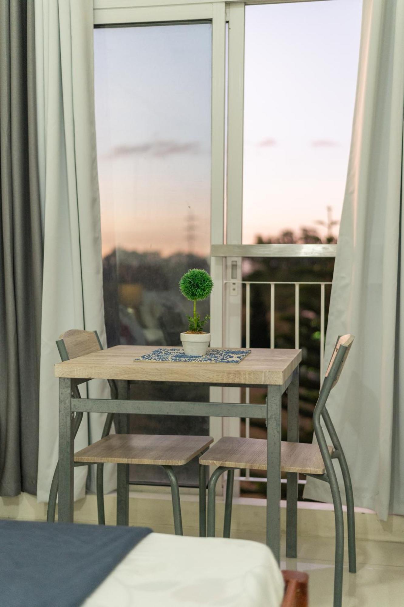 Wind Residence 4 Tagaytay City Екстериор снимка