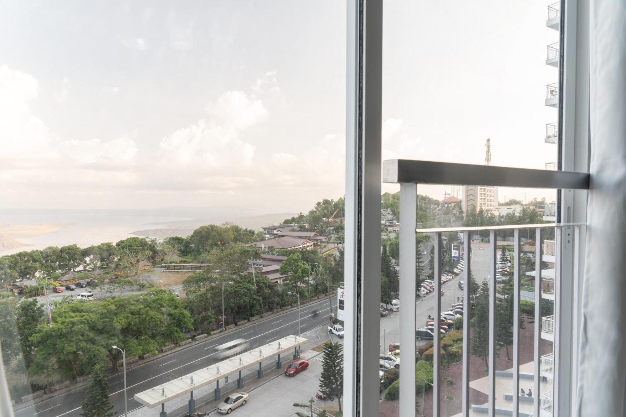 Wind Residence 4 Tagaytay City Екстериор снимка